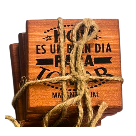 Set de 4 Posavasos de Madera con Mensajes para Papá